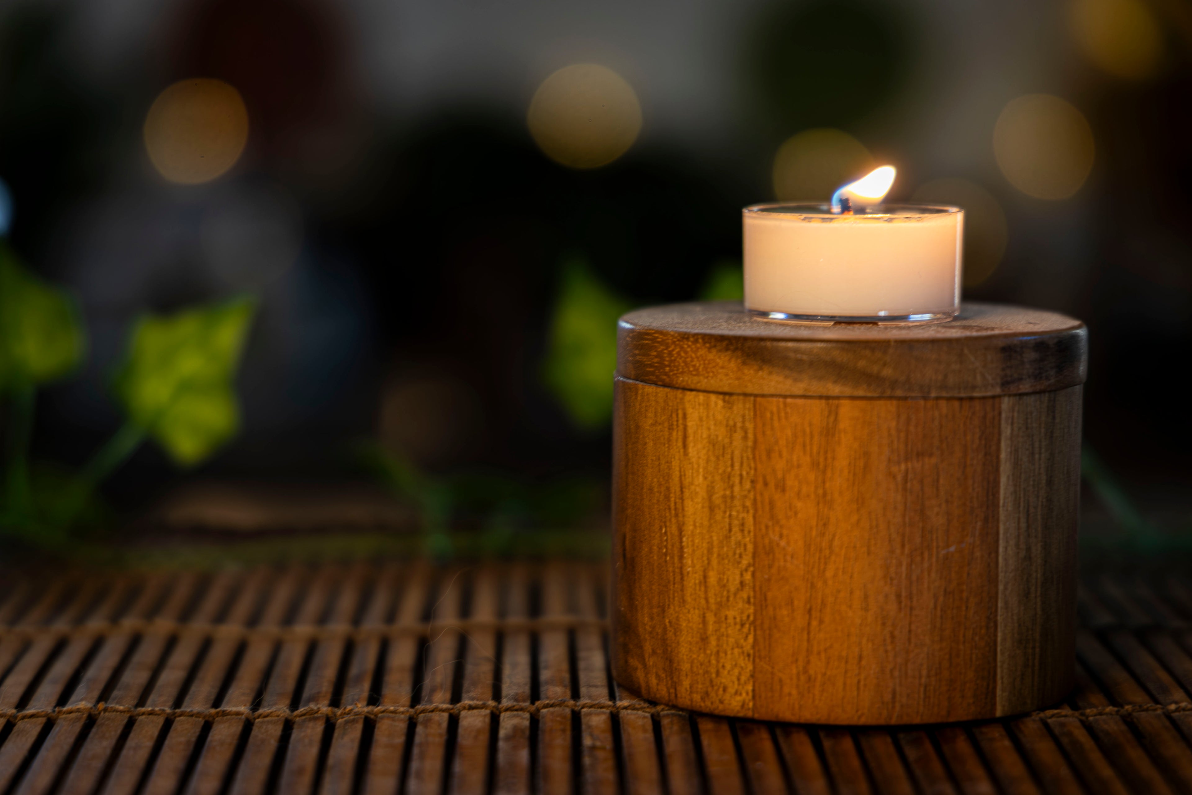 Official Hummingbird Hollow Tavern™ Scented Tea Light Sampler Pack